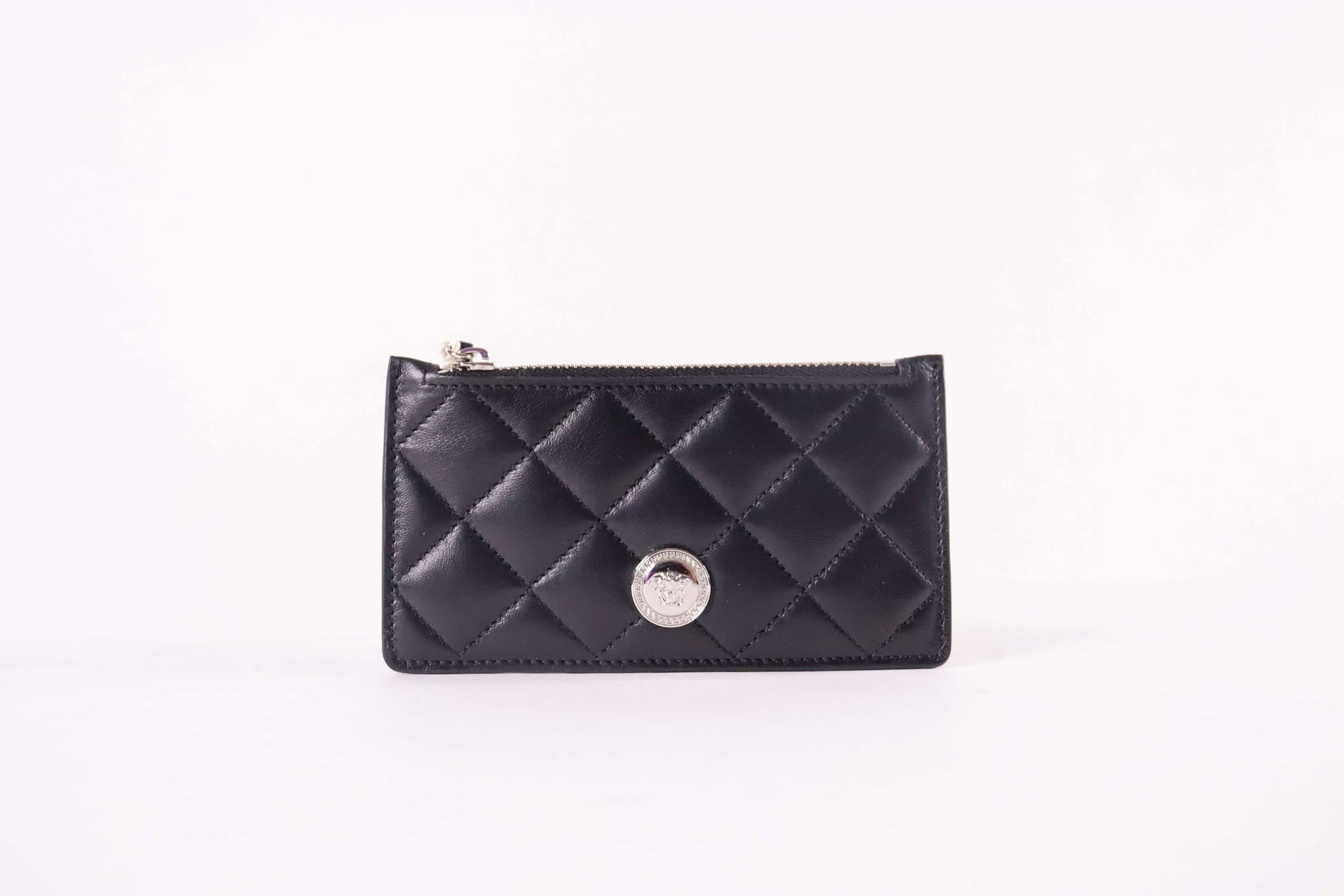 Versace★素敵!Black Quilted Leather Medusa Head Card Case VERSACE Medusa Head Quilted Black Leather Card Wallet – YEG