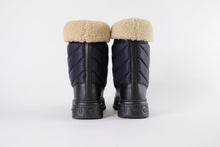 Load image into Gallery viewer, GUCCI Quebec Calfskin Wool Chevron Quilted Horsebit Snow Boots
