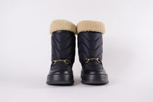 Load image into Gallery viewer, GUCCI Quebec Calfskin Wool Chevron Quilted Horsebit Snow Boots
