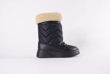 Load image into Gallery viewer, GUCCI Quebec Calfskin Wool Chevron Quilted Horsebit Snow Boots
