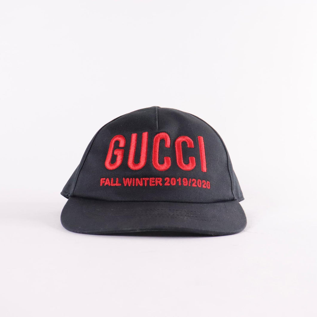 GUCCI Embroidered Logo Baseball Cap