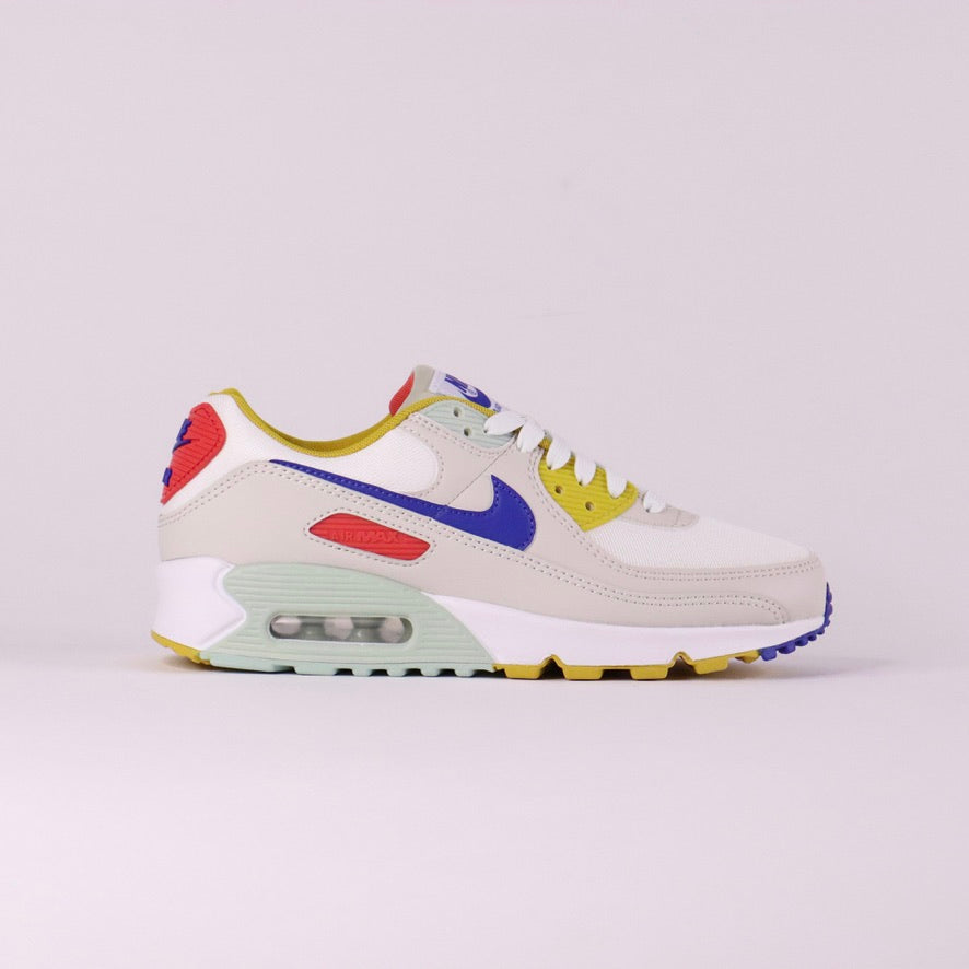 NIKE WMNS Air Max 90 Summit White + Pistachio Frost Sneakers